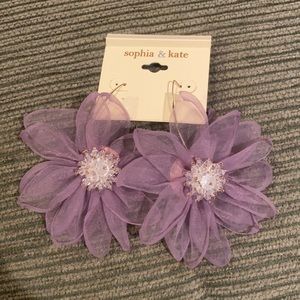 Chic Lavender Flower Earrings